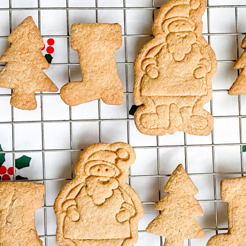 Sugar Free Gingerbread Biscuits for the Holidays!