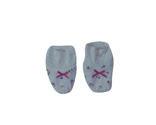 A White Socks from Sergent Major in size 0-3M for girl. (Front View)