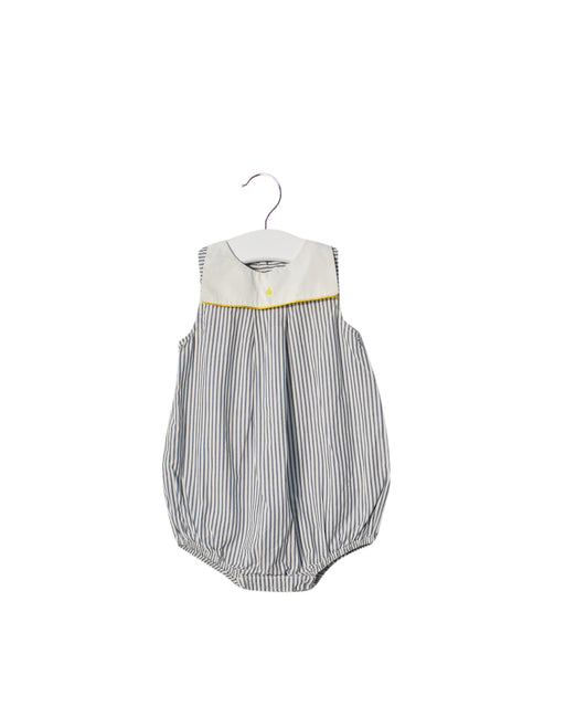 A Grey Bodysuits from Jacadi in size 6-12M for girl. (Front View)