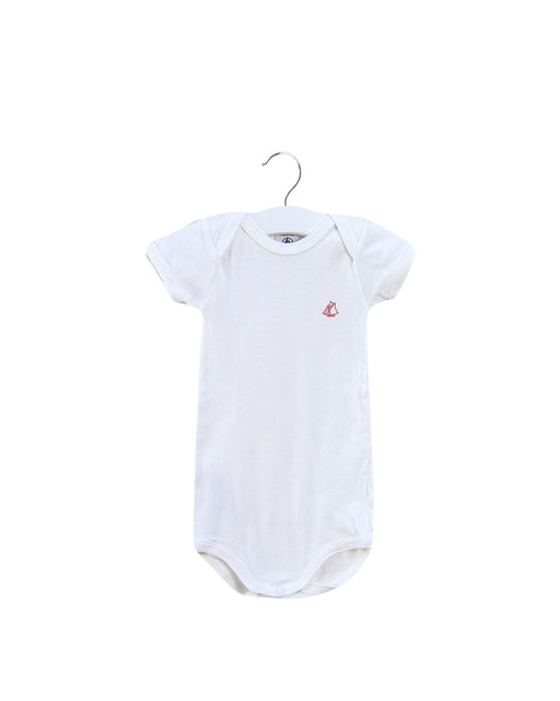 A White Short Sleeve Bodysuits from Petit Bateau in size 3-6M for neutral. (Front View)