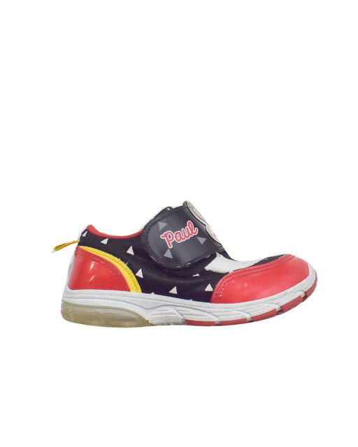 A Black Sneakers from Paul Frank in size 6T for boy. (Front View)