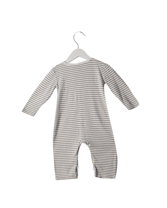 A White Jumpsuits from Mori in size 6-12M for boy. (Back View)