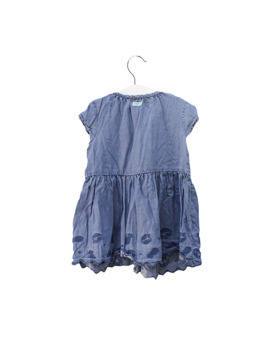 A Blue Short Sleeve Dresses from Catimini in size 2T for girl. (Back View)
