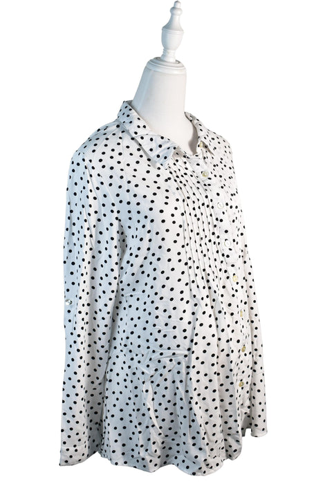 A White Shirts from Seraphine in size L for maternity. (Front View)