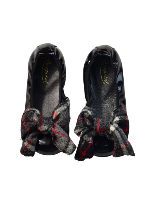 A Black Flats from Bonpoint in size 4T for girl. (Front View)