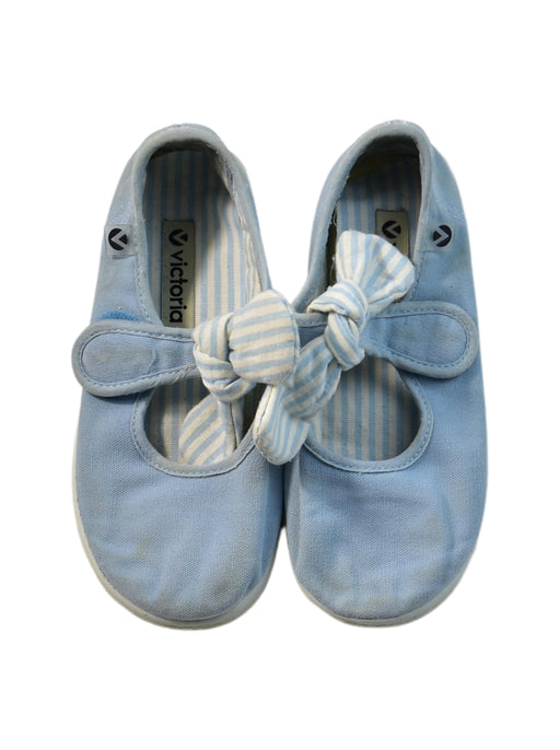 A Blue Flats from Victoria in size 4T for girl. (Front View)