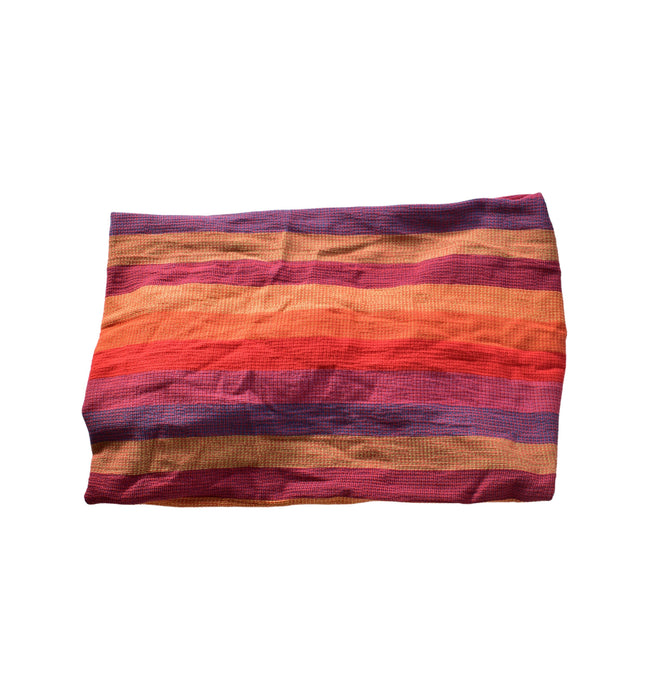 A Multicolour Baby Carriers from hug-a-bub in size O/S for women. (Back View)