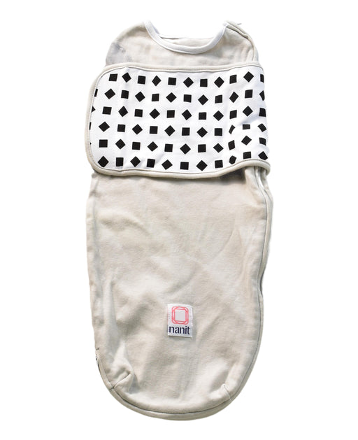 A Taupe Sleepsacs from Nanit in size 0-3M for neutral. (Front View)