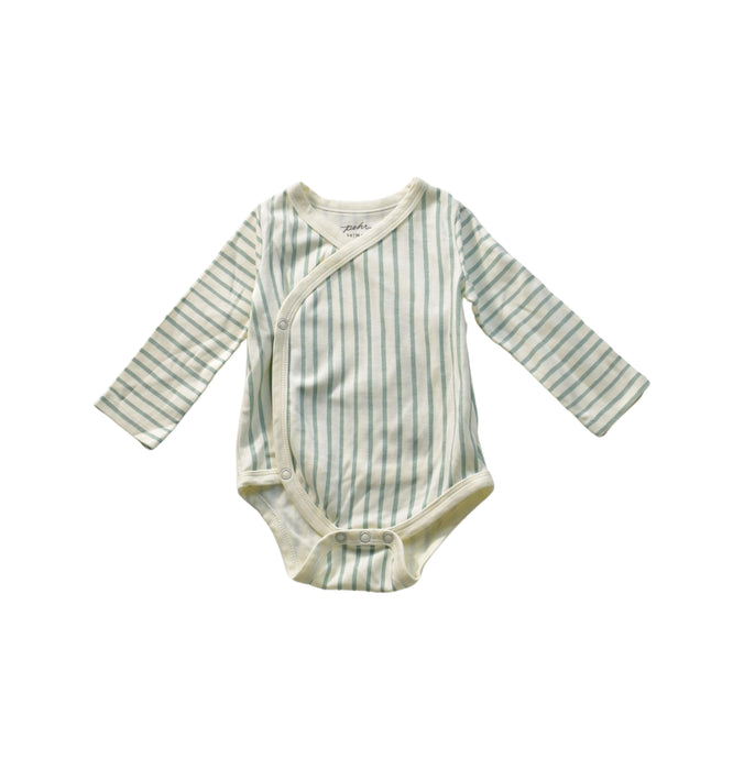 A White Long Sleeve Bodysuits from Pehr in size 3-6M for neutral. (Front View)