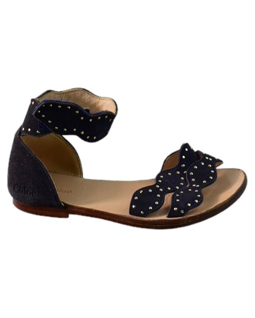A Navy Sandals from Chloe in size 5T for girl. (Front View)