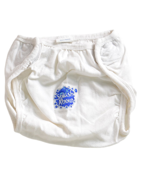 A White Cloth Diapers from Splash About in size M for neutral. (Front View)