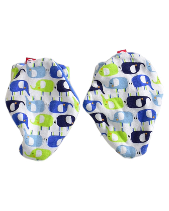 A Multicolour Other Accessories from Zutano in size 6-12M for neutral. (Front View)