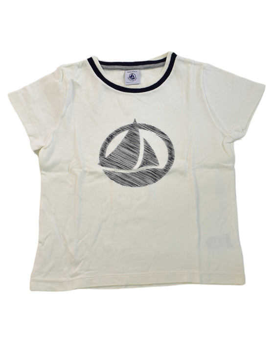 A White Short Sleeve T Shirts from Petit Bateau in size 4T for neutral. (Front View)