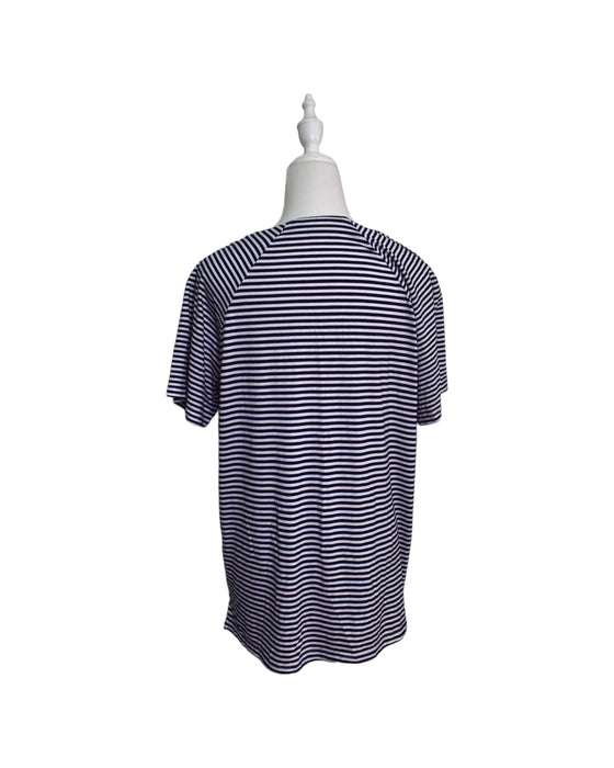 A Black Short Sleeve Dresses from Legoe in size S for maternity. (Back View)