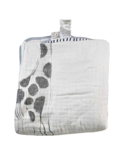 A White Blankets from Aden & Anais in size O/S for neutral. (Front View)