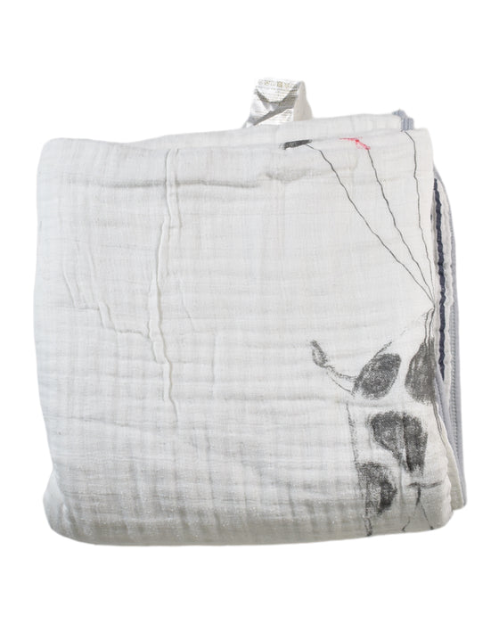 A White Blankets from Aden & Anais in size O/S for neutral. (Back View)