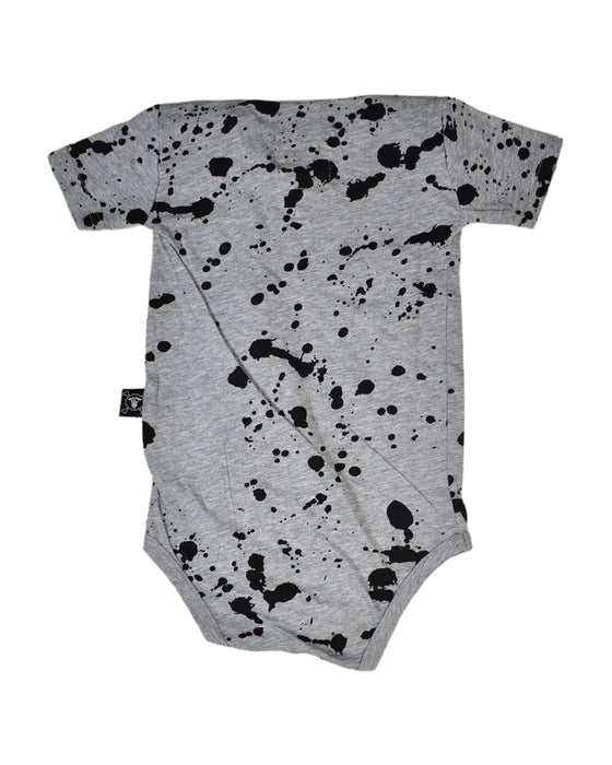 A Grey Short Sleeve Bodysuits from Nununu in size 12-18M for boy. (Back View)