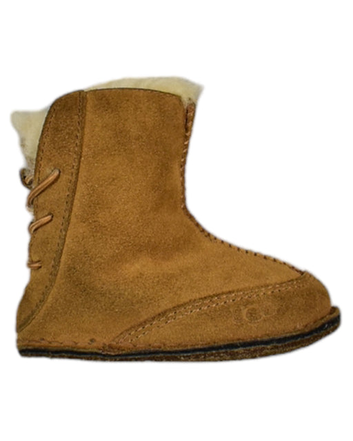 A Brown Winter Boots from UGG in size 6-12M for girl. (Front View)