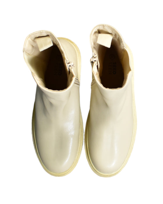 A Yellow Boots & Booties from Seed in size 12Y for girl. (Back View)