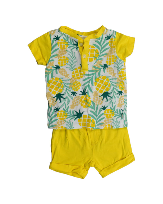 A Yellow Shorts Sets from Oeteo in size 3-6M for boy. (Front View)