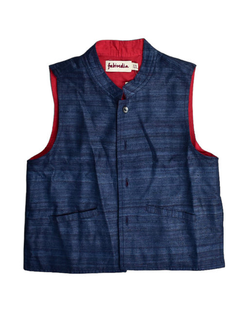 A Blue Vests from Retykle in size 4T for boy. (Front View)