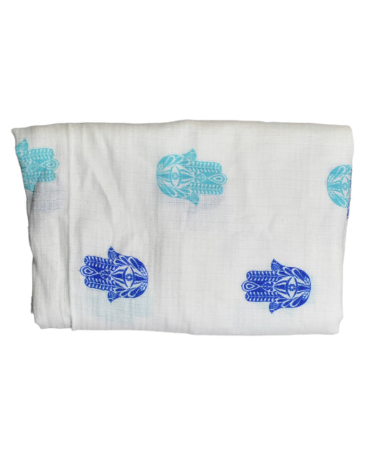 A White Swaddles from Malabar Baby in size O/S for neutral. (Front View)