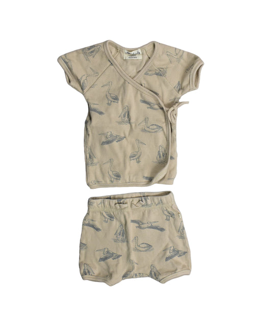 A Beige Shorts Sets from Wilson & Frenchy in size 3-6M for boy. (Front View)