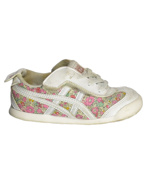 A White Sneakers from Onitsuka Tiger in size 4T for girl. (Front View)