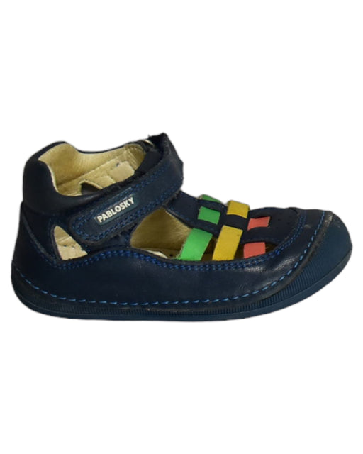 A Blue Sandals from Pablosky in size 12-18M for girl. (Front View)