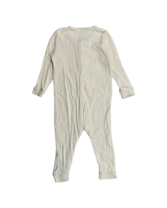 A Ivory Jumpsuits from Mori in size 12-18M for boy. (Back View)