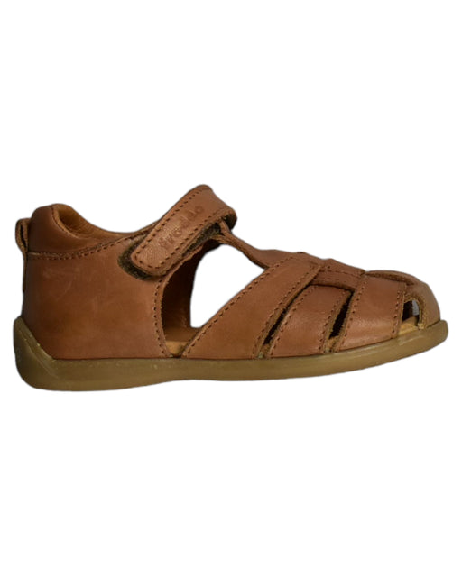 A Brown Sandals from Froddo in size 18-24M for boy. (Front View)