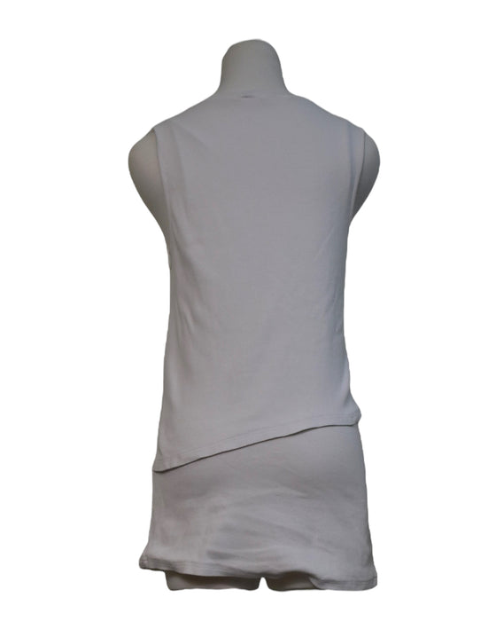 A Grey Sleeveless Tops from Legoe in size L for maternity. (Back View)
