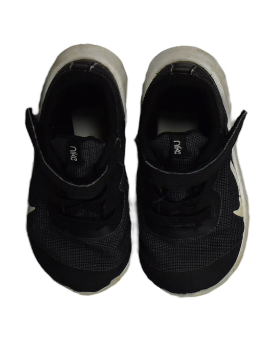 A Black Sneakers from Nike in size 3T for boy. (Back View)
