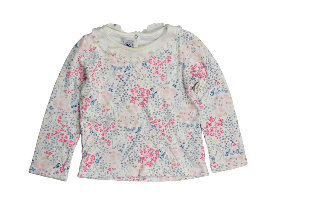 A White Pyjama Sets from Petit Bateau in size 3T for girl. (Front View)