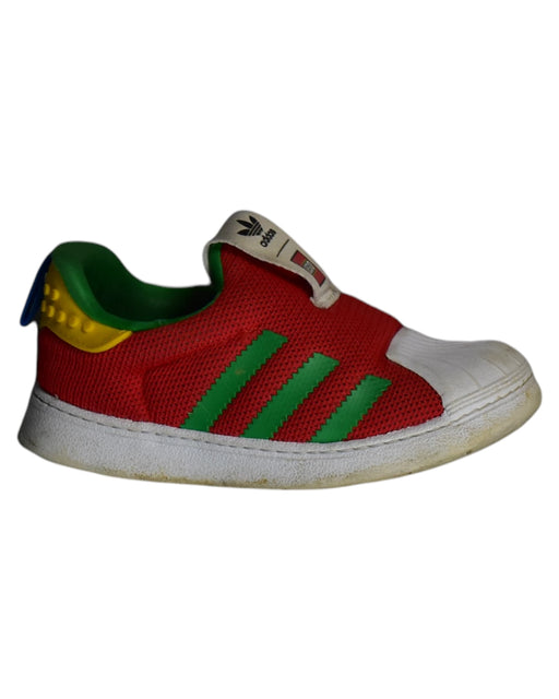 A Red Sandals from Adidas in size 4T for boy. (Front View)