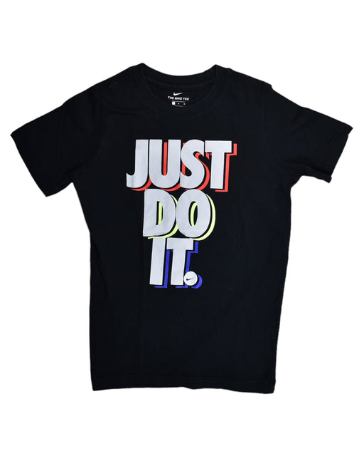 A Black T Shirts from Nike in size M for boy. (Front View)