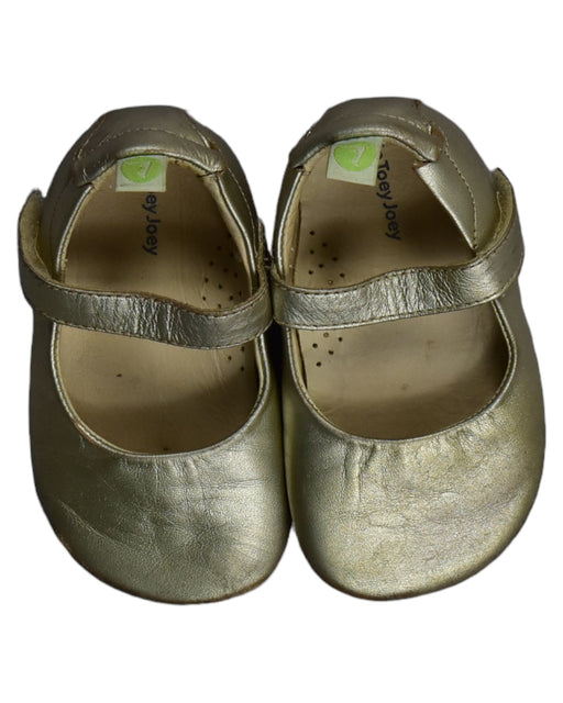 A Gold Flats from Tip Toey Joey in size 12-18M for girl. (Front View)