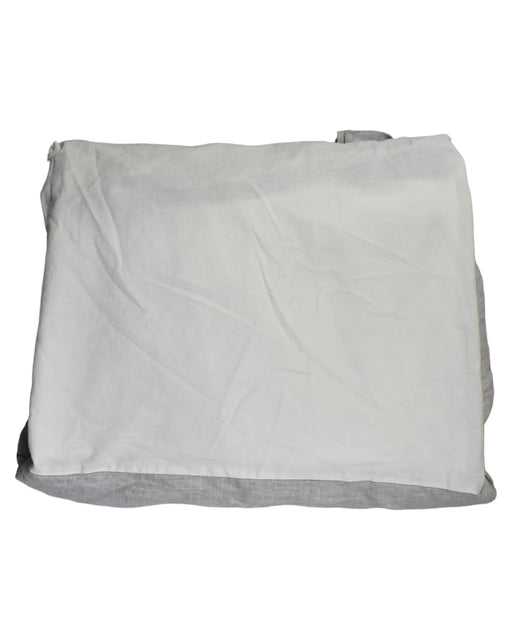 A White Bed Sheets Pillows & Pillowcases from Pottery Barn in size O/S for neutral. (Front View)