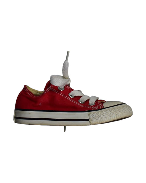 A Red Sneakers from Converse in size 18-24M for boy. (Front View)