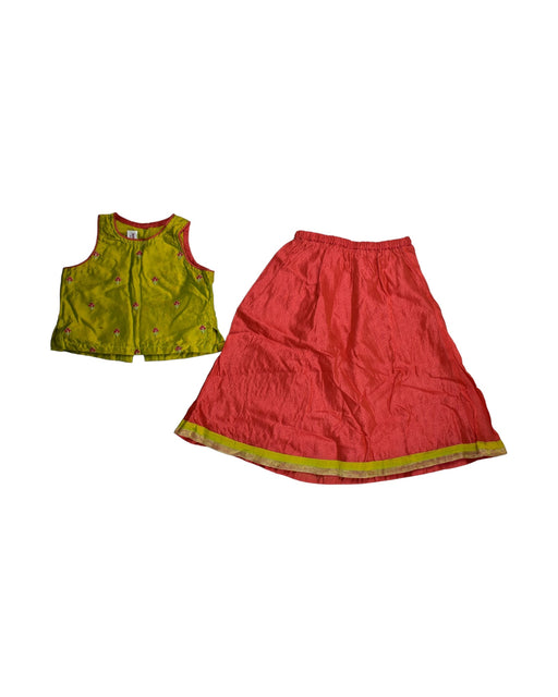 A Gold Halloween Costumes from Retykle in size 18-24M for girl. (Front View)