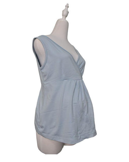 A Grey Sleeveless Tops from Mothers en Vogue in size S for maternity. (Front View)
