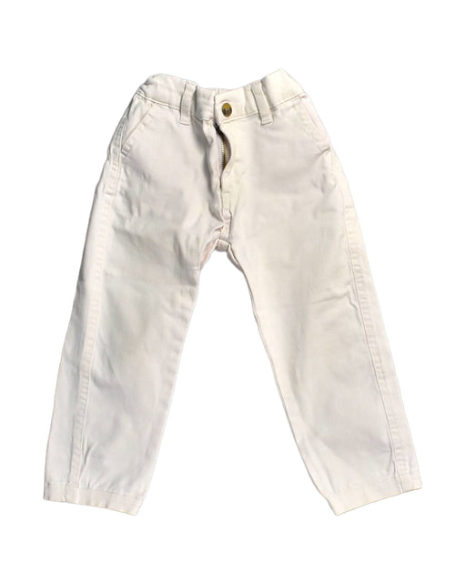 A White Casual Pants from Gocco in size 3T for girl. (Front View)