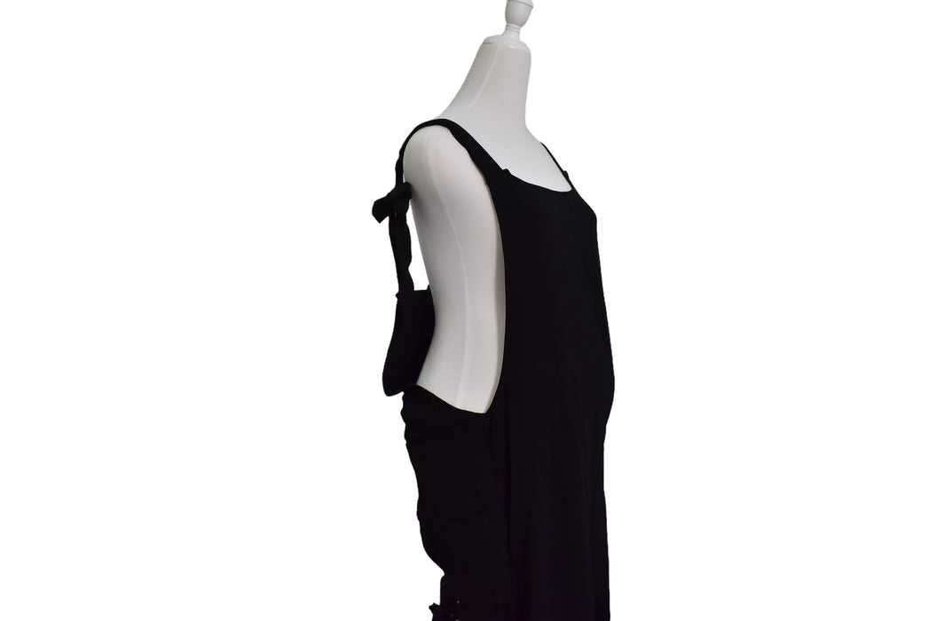 A Black Sleeveless Dresses from Mayarya in size M for maternity. (Front View)