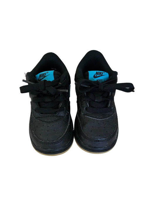 A Black Sneakers from Nike in size 18-24M for neutral. (Front View)