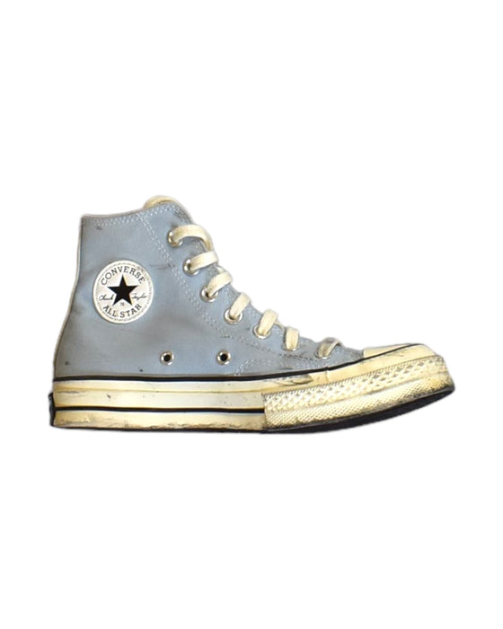 A Blue Sneakers from Converse in size 12Y for boy. (Front View)