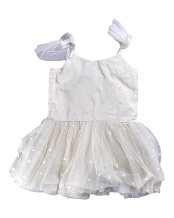 A White Sleeveless Dresses from Noralee in size 4T for girl. (Front View)