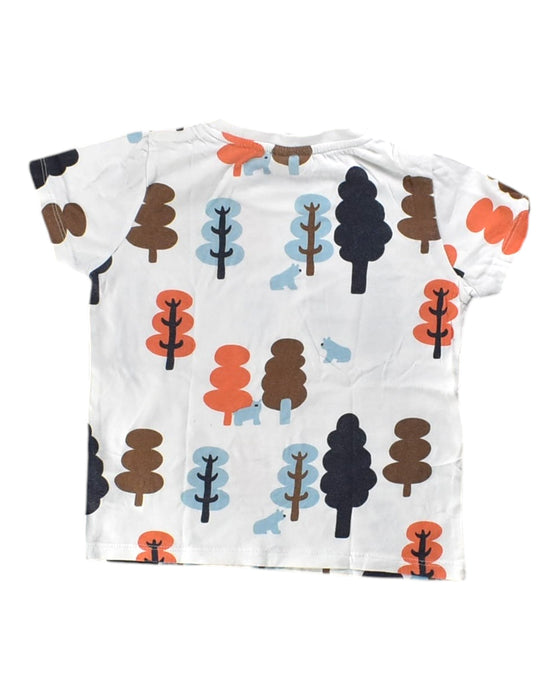 A White Short Sleeve T Shirts from Seed in size 4T for boy. (Back View)