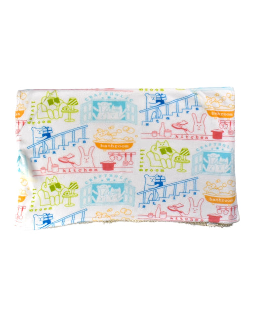 A White Blankets from Craftholic in size O/S for neutral. (Front View)