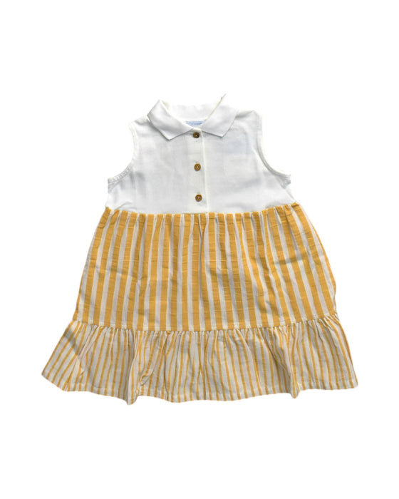 A White Sleeveless Dresses from Laranjinha in size 2T for girl. (Front View)