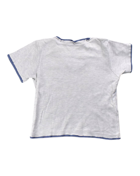 A Grey Short Sleeve T Shirts from Little Mercerie in size 6T for boy. (Back View)